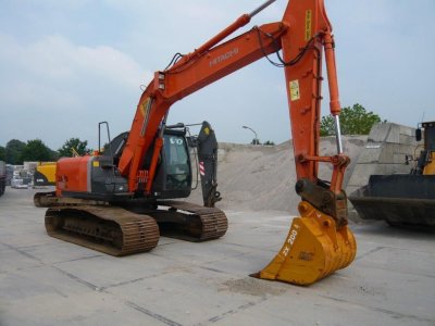 Аренда гусеничного экскаватора